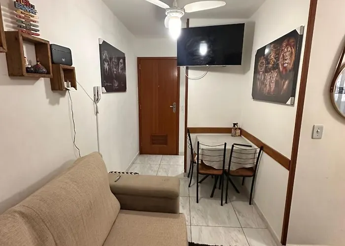 Apartamento à 200 mts da praia do forte